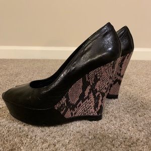 Black peep toe wedge